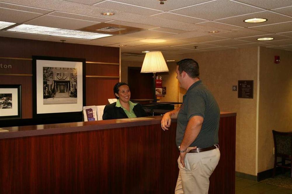 Hampton Inn Flemington Εσωτερικό φωτογραφία
